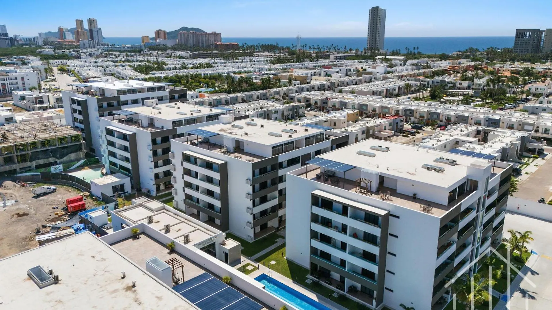 Apartamento Promo!-Queen Beds-Near Beach-1St Floor-Poolside-Sleep 6 Mazatlán